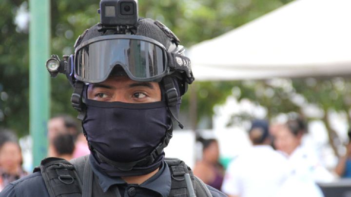 Refuerzan transparencia a policías de Cancún: prohibido usar pasamontañas