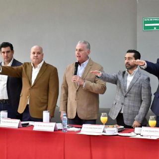 Toman protesta nuevos consejeros del Instituto Municipal de Planeación y Competitividad de Torreón